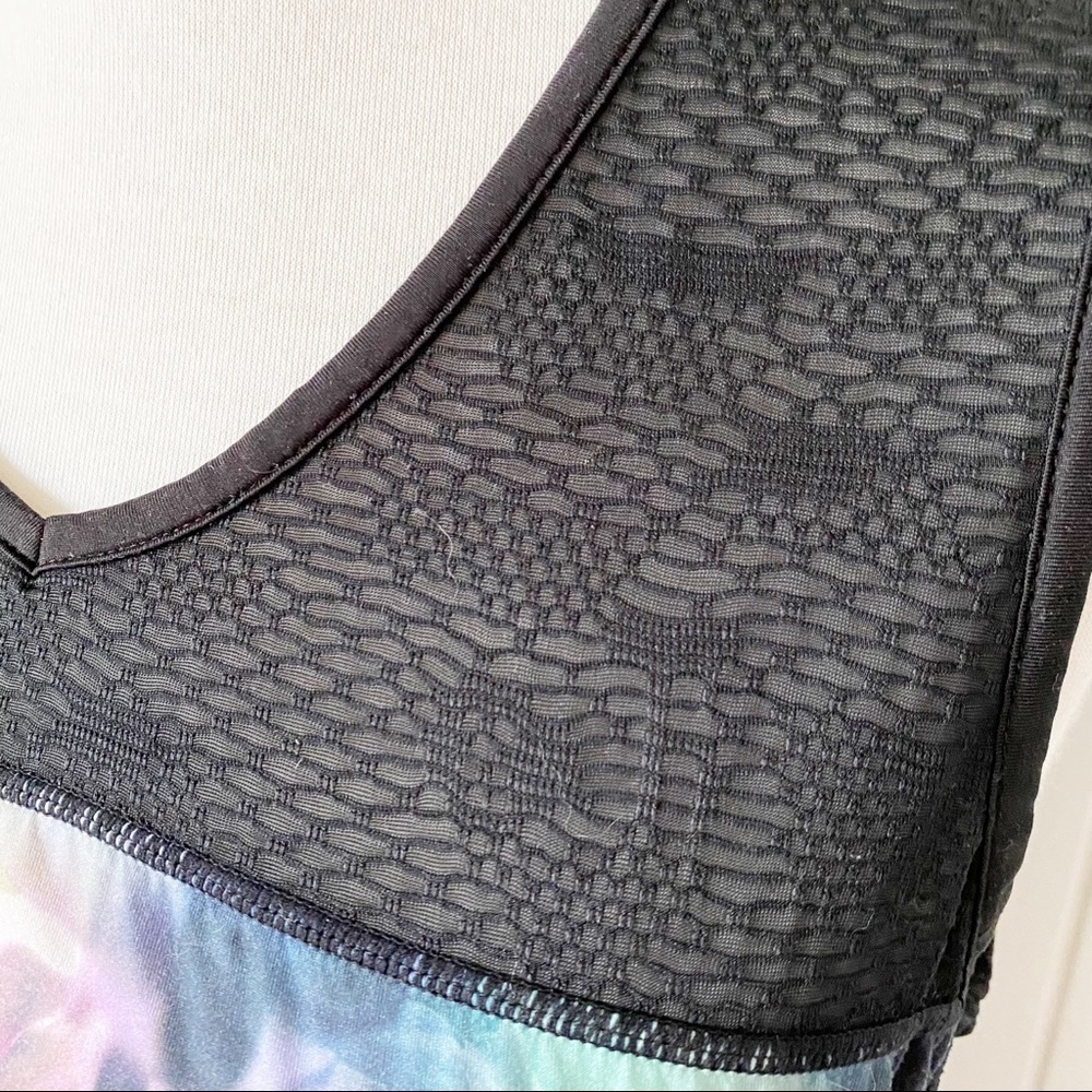 Nanette Lepore Floral Print Mesh Workout Tank Top Size Large - Picture 3 of 11